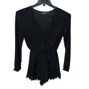 ASTR ~ Size XS~ BOHO FESTIVAL! Black‎ Crochet ROSEANNE Pleated Shorts Romper